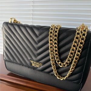 Victoria's Secret Black Quilted Chain Bag